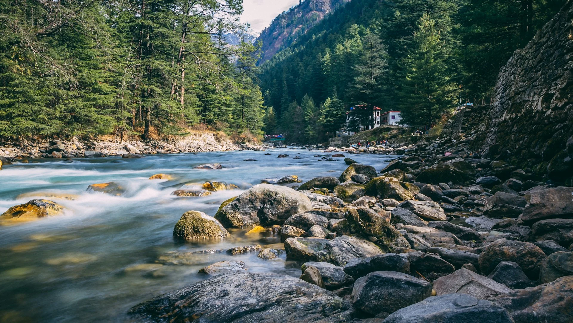 Himachal Backpacking Trip to Manali Kasol Jibhi